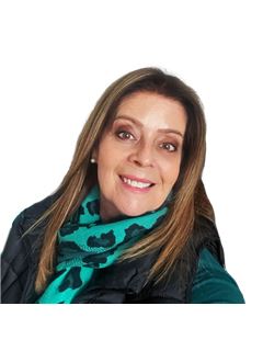 Broker/Owner - Silvia Milesi Morassutti Maia - RE/MAX 4 YOU