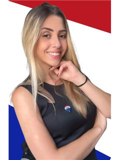 Estagiário(a) - Emily Candia - RE/MAX EXPERTISE