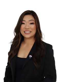 Daniela Harue - Team Leader - RE/MAX BUSINESS