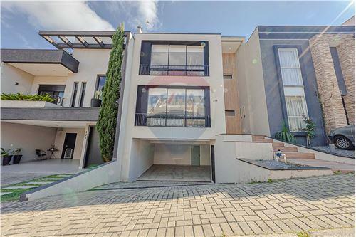 Venda-Casa-Rua Angelo Breseghello , 422  - Bairro Alto , Curitiba , Paraná , 82840540-560341063-77