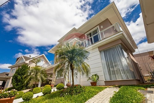 Venda-Casa-Rua José Tomasi , 142  - Próximo a avenida Toaldo Túlio  - São Braz , Curitiba , Paraná , 82015630-560431033-20