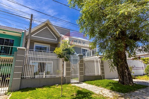 Venda-Sobrado-Rua Capitão João Busse , 262  - Entre R. Luiz França e R. Antonio M. Sobrinho  - Cajuru , Curitiba , Paraná , 82900130-560341197-14