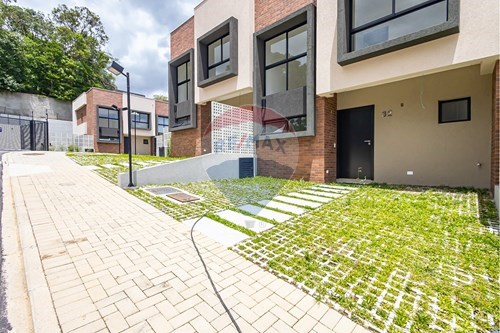 Venda-Sobrado-Santa Felicidade , Curitiba , Paraná , 82020-330-560341097-99