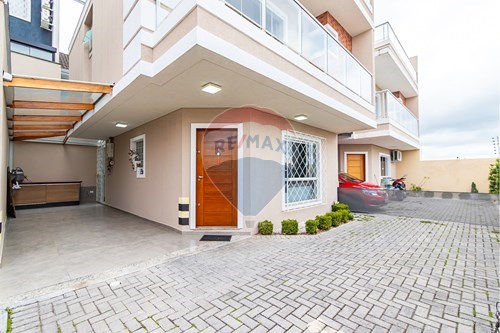 Venda-Casa-Rua Francisco Timotheo de Simas, 957 , 957  - Uberaba , Curitiba , Paraná , 81570-270-560471002-4