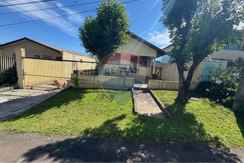 Venda-Casa-Rua Reinhard Maack , 98  - Santa Cândida , Curitiba , Paraná , 82640300-560461009-62