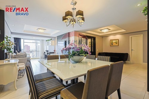 Venda-Apartamento-Rua Ivo Leão , 702  - perto do Tribunal de Justiça do Estado do PR  - Centro Cívico , Curitiba , Paraná , 80530-105-560371015-57