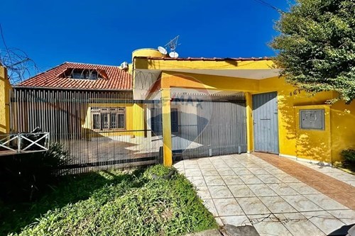 Venda-Casa-Rua Demétrio Elías Djazi , 161  - PRÓXIMO AO MAX DA RUI BARBOSA  - Aviação , São José dos Pinhais , Paraná , 83045400-560391051-18