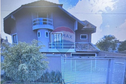 Venda-Triplex-Rua Waldemiro Ry , 797  - PROX AV BRASILIA  - Novo Mundo , Curitiba , Paraná , 81020140-560441001-1