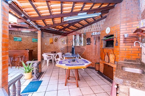 Venda-Sobrado-Rua Capistrano de Abreu , 210  - Boa Vista , Curitiba , Paraná , 82540320-560431025-5