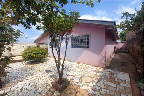 Alugar-Casa-Rua Barreto De Menezes , 194  - Escola Municipal Dr Amadeu Puppi  - Boa Vista , Ponta Grossa , Paraná , 84073-300-560381020-23