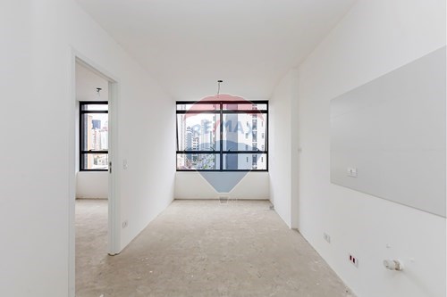 Venda-Studio-Avenida Visconde de Guarapuava , 3000  - Esquina com a Des. Westphalen  - Centro , Curitiba , Paraná , 80010-100-560341054-122