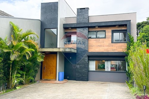 Venda-Sobrado-Santa Cândida , Curitiba , Paraná , 82650530-560341080-250