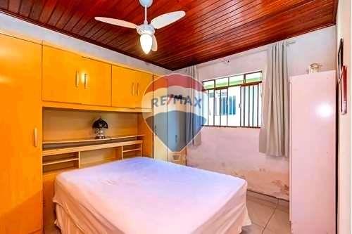 Casa à venda com 3 quartos, 100m² - Foto 16