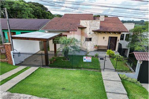 For Sale-House-Rua Nestor Clair , 167  - Canisianas , Irati , Paraná , 84500-260-560361021-323