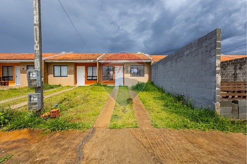 Venda-Casa-RUA IVONE FRANCO KICHILESKI , 313  - Cará-cará , Ponta Grossa , Paraná , 84033896-560351013-79