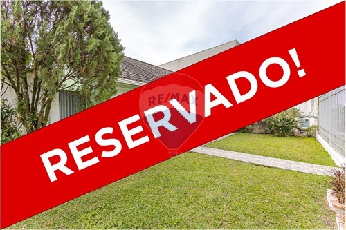 Venda-Casa-Rua Comendador Antônio Domingues de Barros , 291  - Bacacheri , Curitiba , Paraná , 82520670-560321155-3