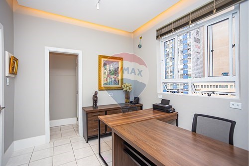 Venda-Cj. Comercial/ Sala-Rua XV de Novembro , 266  - No calçadão da rua XV  - Centro , Curitiba , Paraná , 80020310-560351073-18