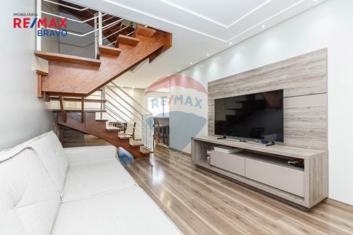 Venda-Sobrado-Rua Professora Maria Salles Godoy , 05  - Próx Fábrica Electrolux  - Guabirotuba , Curitiba , Paraná , 81510510-560371042-384