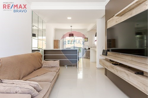 Venda-Casa de Condomínio-Rua Caja Manga , 1006  - Associação da Caixa  - Uberaba , Curitiba , Paraná , 81560470-560371058-54