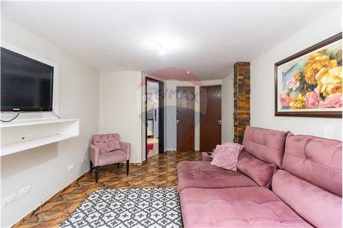 Venda-Casa-rua capitão Leônidas Marques , 1159  - akipão  - Guabirotuba , Curitiba , Paraná , 81550000-560301005-54