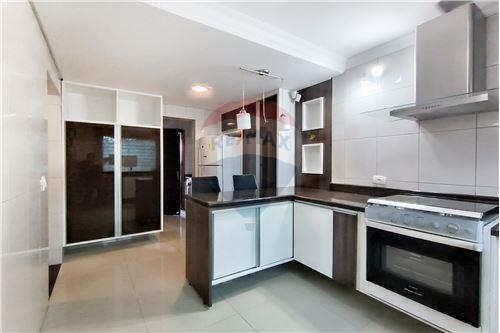 For Sale-Two Level House-Rua David Tows , 911  - Xaxim , Curitiba , Paraná , 81830-270-560251036-4