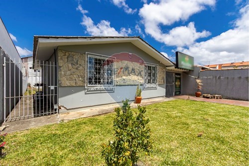 Venda-Casa-Av. Jornalista Aderbal Gaertner Stresser , 996  - Cajuru , Curitiba , Paraná , 82970-232-560311035-24