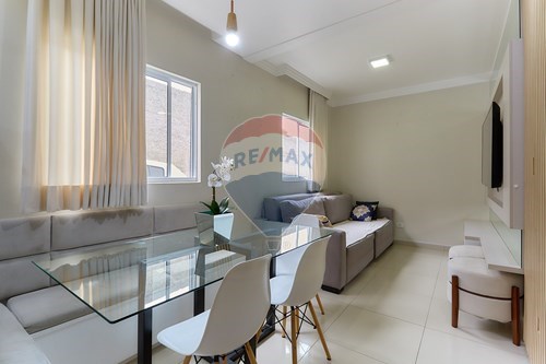 Venda-Sobrado-rua Arthur Belache , 142  - 1 mimnuto da Panificadora e Confeiteira Dinda  - Santa Felicidade , Curitiba , Paraná , 82410-320-560351012-157