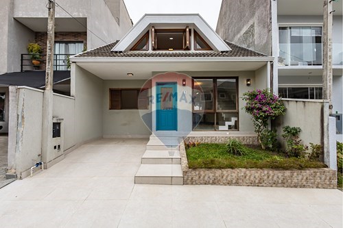 Venda-Casa-Barreirinha , Curitiba , Paraná , 82710414-560341061-234
