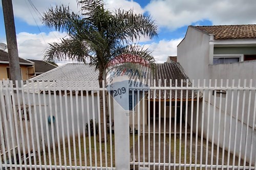 Venda-Casa-Takami Tano , 209  - próximo a rua Antônio Alceu Zielonca  - Planta Deodoro , Piraquara , Paraná , 83304 292-560441001-130