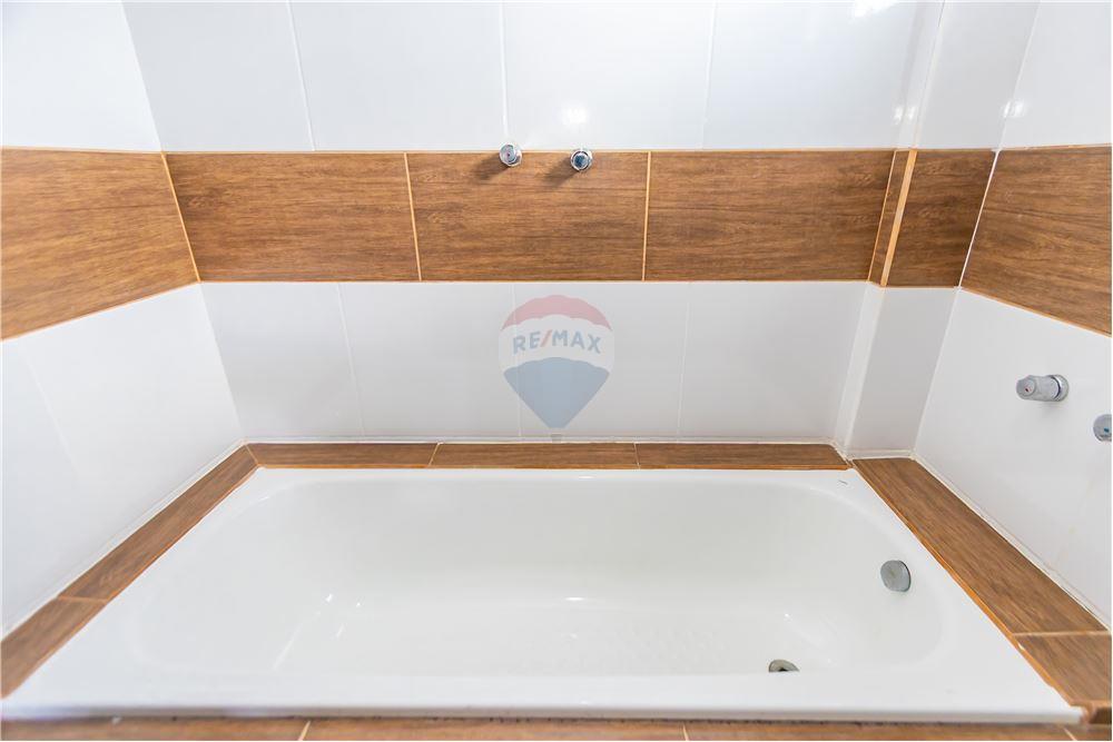 Casa - Venda - Curitiba , Paraná - 31 - 560411070-25