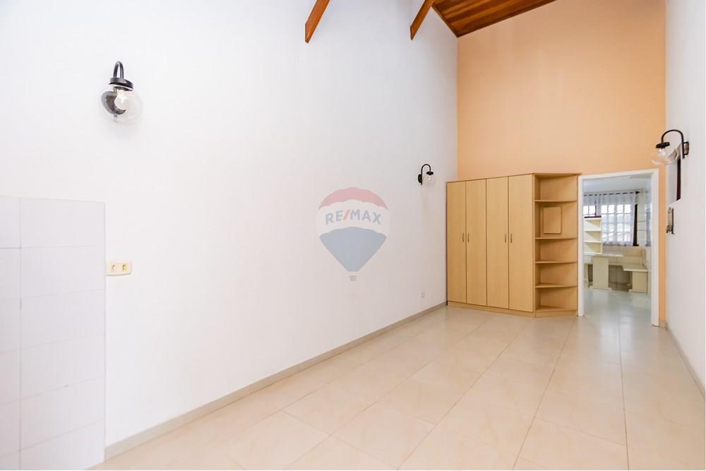 Casa - Venda - Curitiba , Paraná - 41 Churrasqueira.jpg - 560341137-5