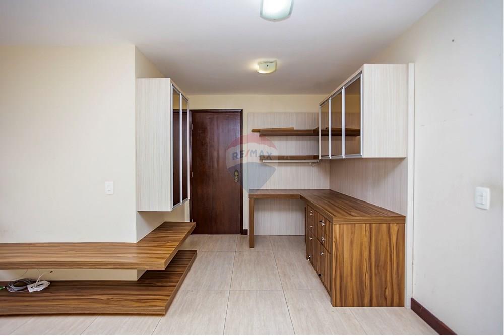 Apartamento à venda com 2 quartos, 65m² - Foto 8