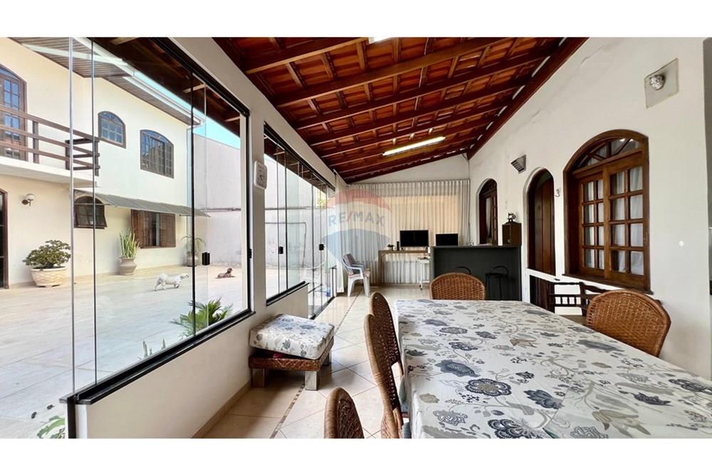 Sobrado - Venda - Curitiba , Paraná - WhatsApp Image 2026-02-12 at 11.58.39.jpeg - 560251068-42