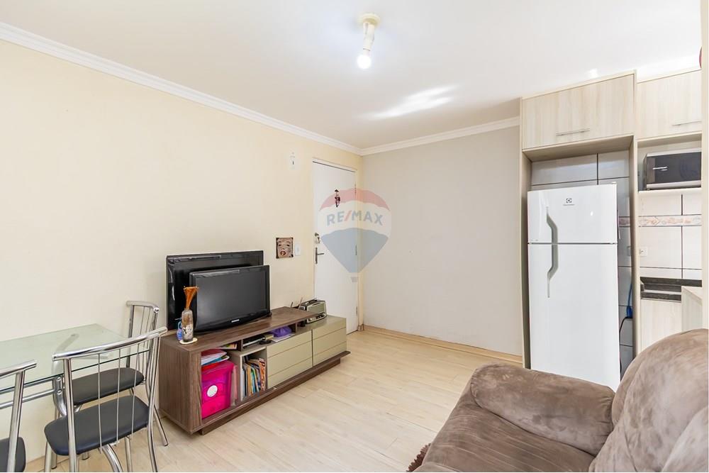 Apartamento à venda com 2 quartos, 43m² - Foto 4