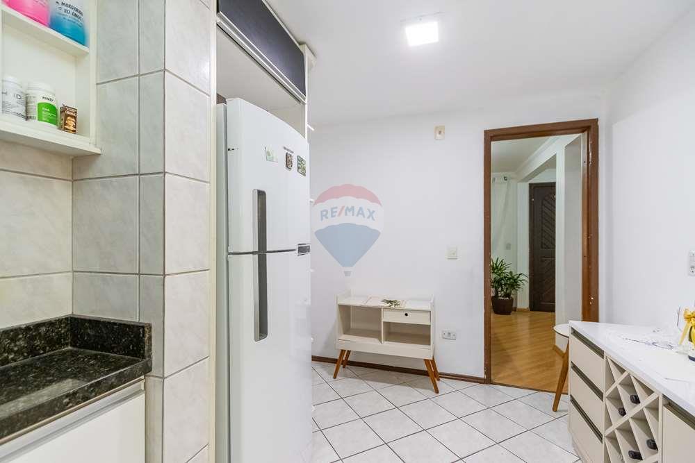 Casa à venda com 3 quartos, 75m² - Foto 9