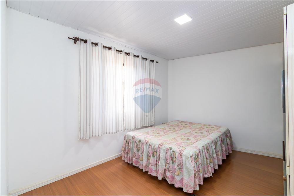 Sobrado à venda com 3 quartos, 200m² - Foto 42