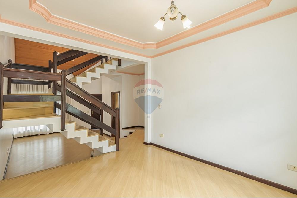 Sobrado - Venda - Curitiba , Paraná - rua Hellen Keller 418-18.jpg - 560331069-73