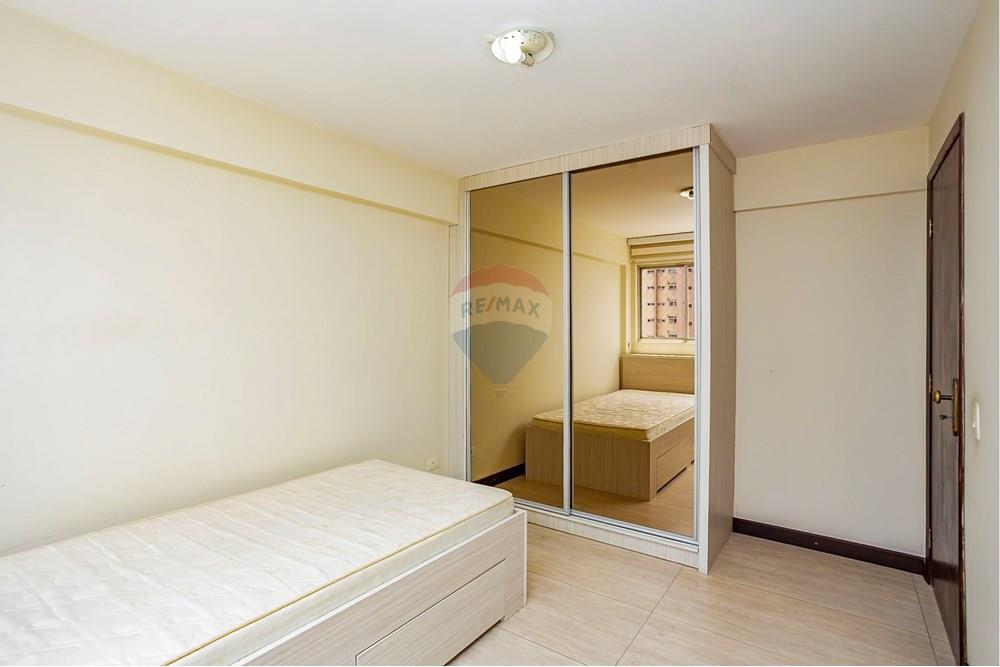 Apartamento à venda com 2 quartos, 65m² - Foto 19