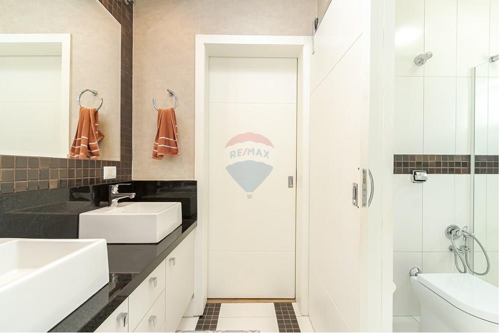 Kuća u nizu - Za prodaju - Curitiba , Paraná - IMG_8963.jpg - 560321114-24