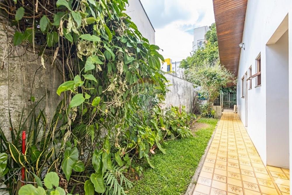 Terreno - Venda - Curitiba , Paraná - CALÇADA E JARDIM, LATERAL EXTERNA CASA ZILDO.jpg - 560321161-9