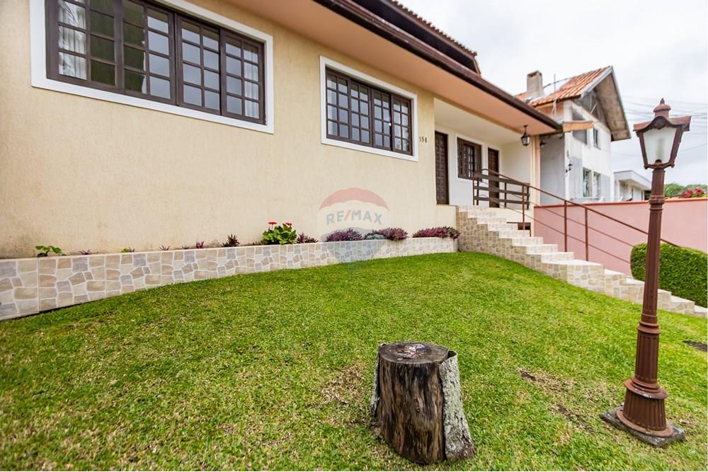 Casa - Venda - Curitiba , Paraná - 8 Frente Casa.jpg - 560341137-5