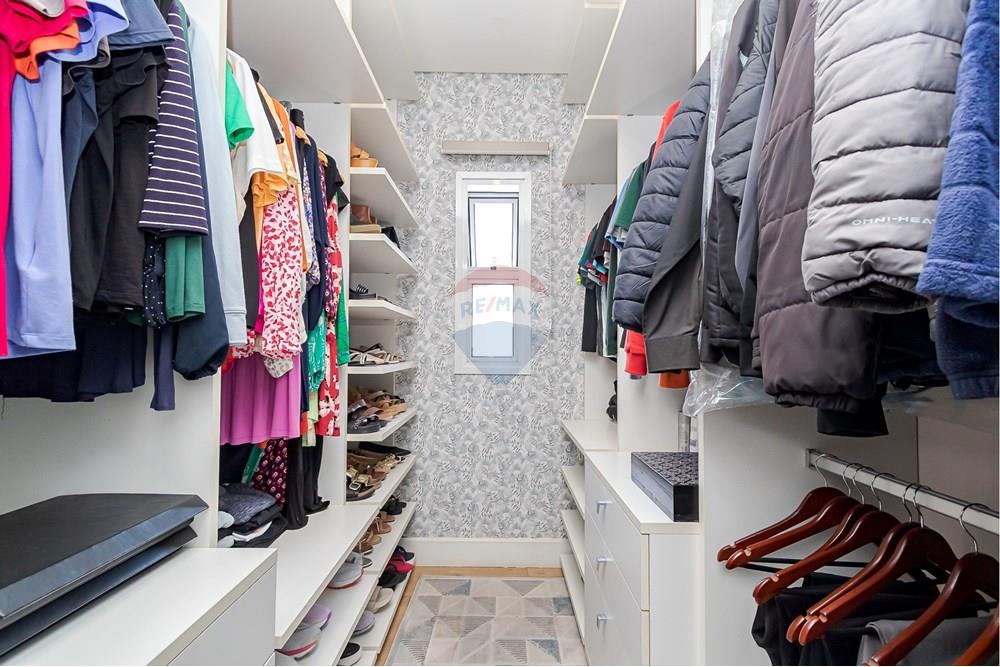 Kuća u nizu - Za prodaju - Curitiba , Paraná - IMG_8948.jpg - 560321114-24