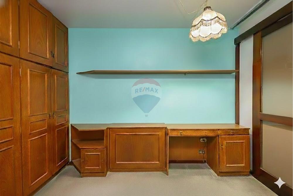 Terreno - Venda - Curitiba , Paraná - QUARTO 1  casa zildo.jpg - 560321161-9