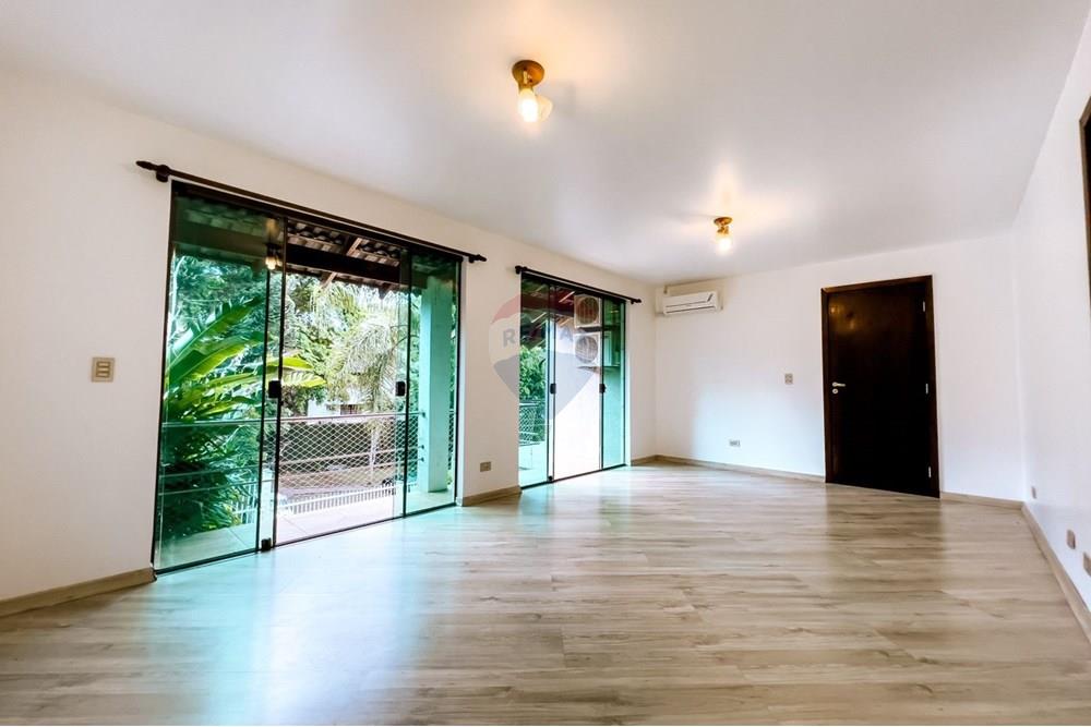 Casa Comercial - Alugar - Curitiba , Paraná - e0c24bf6-a9c9-4d35-9ba8-4df39b0bf703.jpg - 560411052-119