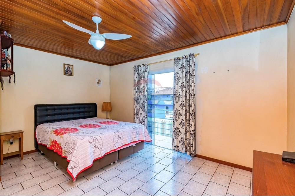 Sobrado à venda com 6 quartos, 199m² - Foto 46