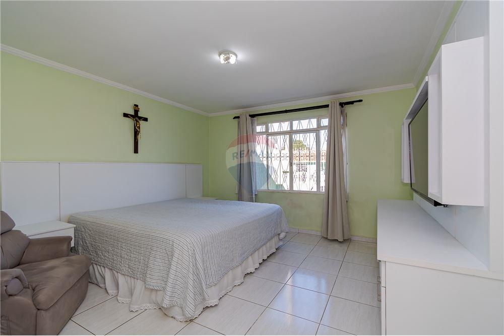 Casa à venda com 4 quartos, 360m² - Foto 24