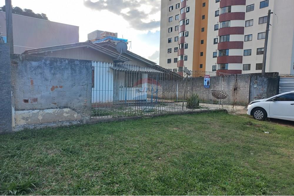 Terreno à venda, 900m² - Foto 1