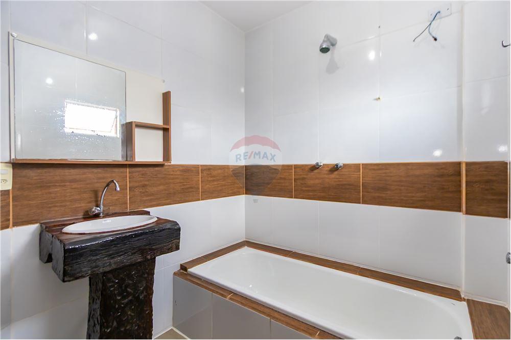 Casa - Venda - Curitiba , Paraná - 32 - 560411070-25