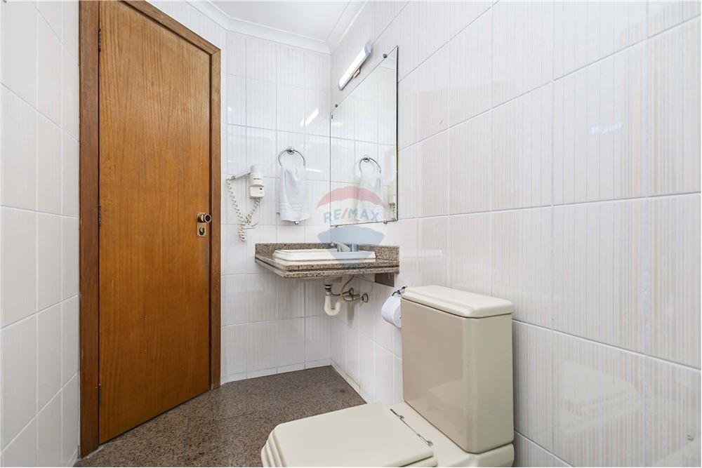 Wohnung - Kauf - Curitiba , Paraná - Badezimmer - 560471004-6