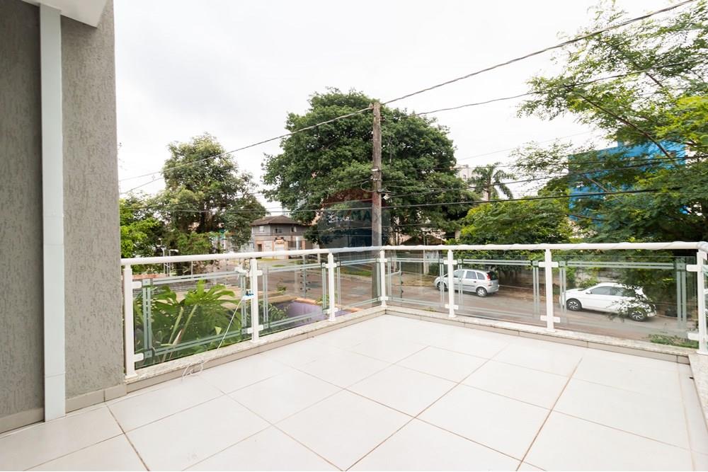 Sobrado à venda com 3 quartos, 200m² - Foto 29